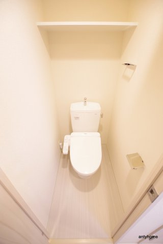 プレサンス大手前ピリオド　仲介手数料無料のトイレ