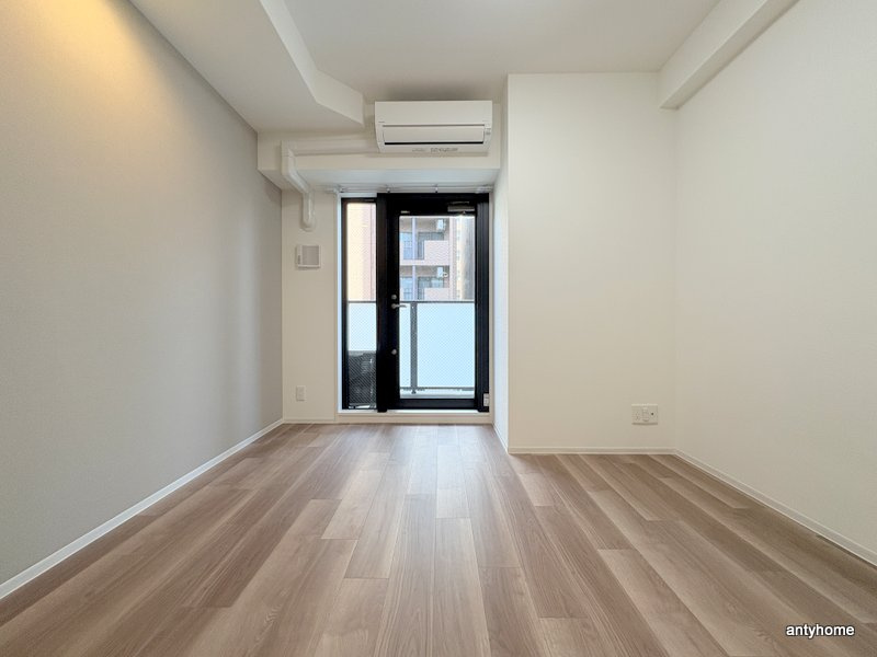 Metrosa谷町六丁目South　仲介手数料無料の居間・リビング