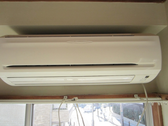 村上マンションのその他|嬉しいエアコン付きです。
