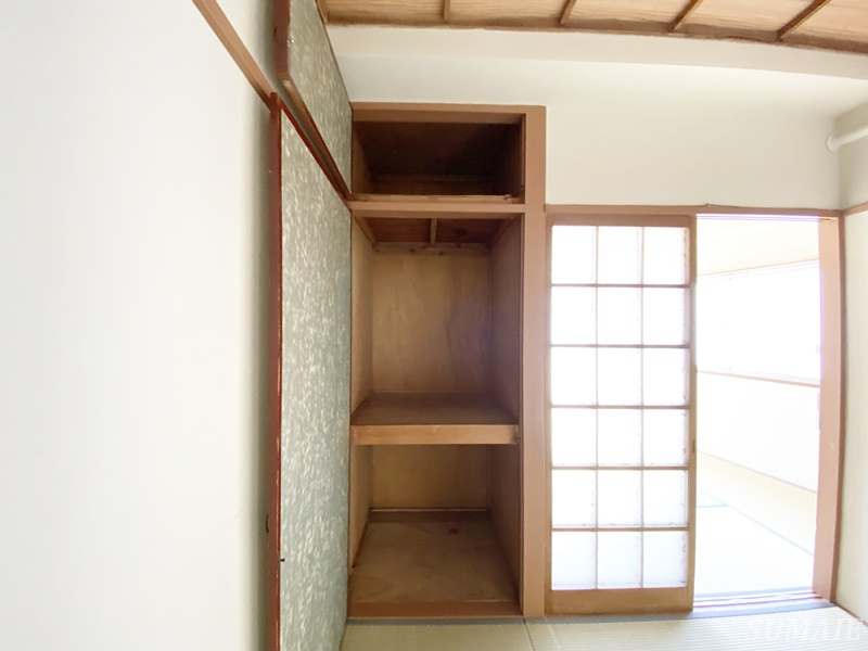 村上マンションの収納|4.5帖和室の収納です☆