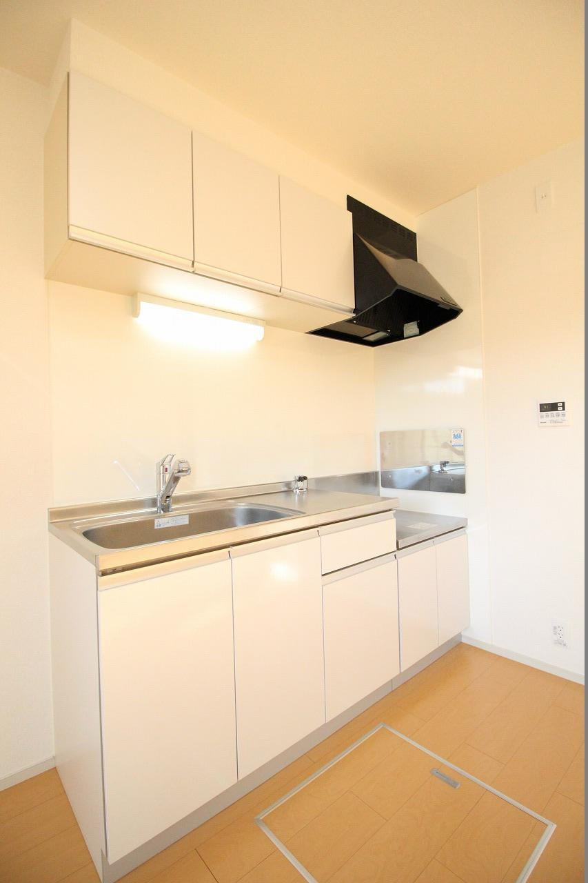 グリーンヒル朝霧のキッチン|※お部屋により仕様が異なる場合があります※