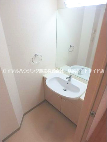 【独立洗面台】