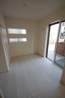 【洋室】 | 【仲介手数料無料！！】府中市四谷4丁目　新築戸建て（全14棟）12号棟　4730万円 | 1階洋室4.5帖