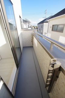 【バルコニー】 | 【仲介手数料無料！！】府中市四谷4丁目　新築戸建て（全14棟）12号棟　4730万円