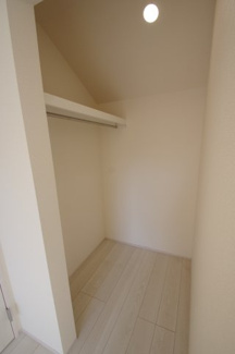 【収納】 | 【仲介手数料無料！！】府中市四谷4丁目　新築戸建て（全14棟）12号棟　4730万円 | ウォークインクローゼット