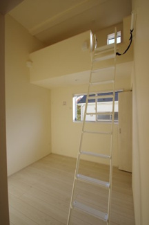 【洋室】 | 【仲介手数料無料！！】府中市四谷4丁目　新築戸建て（全14棟）12号棟　4730万円 | ロフト付き