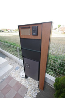 【その他】 | 【仲介手数料無料！！】府中市四谷4丁目　新築戸建て（全14棟）12号棟　4730万円 | 宅配ボックス付き郵便受け