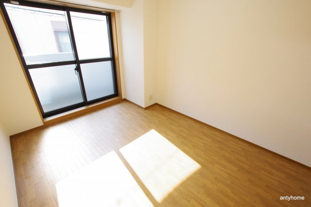 ノルデンハイム東三国3A棟　仲介手数料無料の洋室