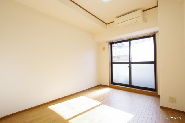 ノルデンハイム東三国3A棟　仲介手数料無料の洋室