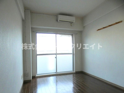 【居間・リビング】 | コーポサーザンヒルA棟