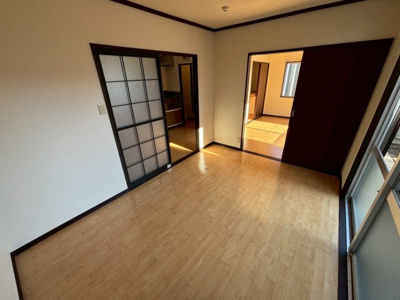 【居間・リビング】 | かすみコーポ | ※同タイプのお部屋の写真ですので実際とは異なります