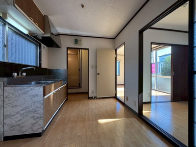 【居間・リビング】 | かすみコーポ | ※同タイプのお部屋の写真ですので実際とは異なります