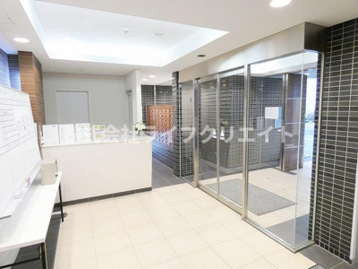 【エントランス】 | シャーメゾンステージ日野