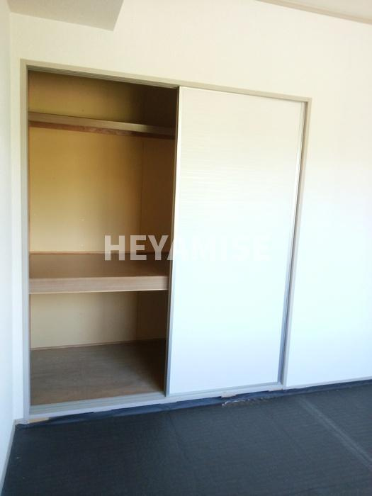 ロイヤルガーデン須田ノ木E棟の収納