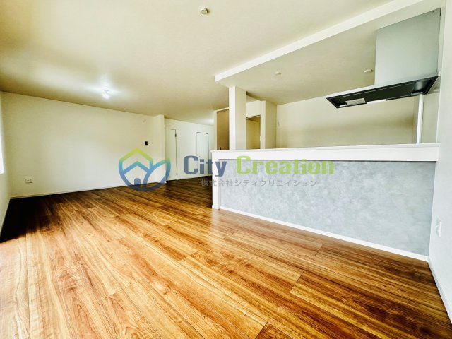 平塚市黒部丘1期　新築一戸建て　2号棟の居間・リビング