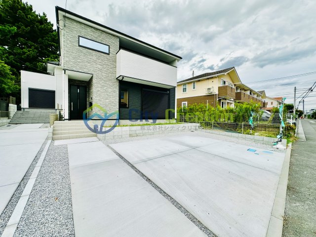 平塚市黒部丘1期　新築一戸建て　2号棟の駐車場