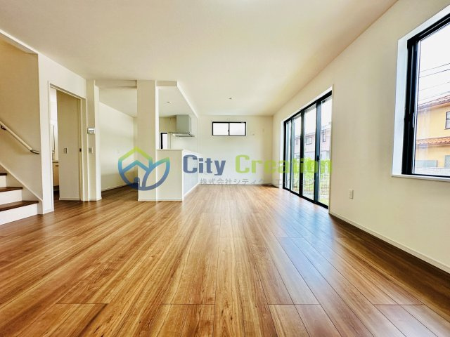 平塚市黒部丘1期　新築一戸建て　2号棟の居間・リビング