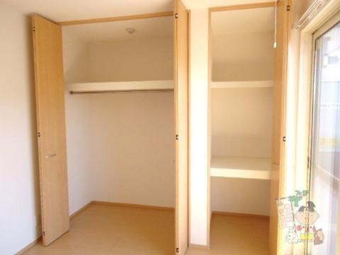 シェーンネーベル　Ａの収納|クローゼット