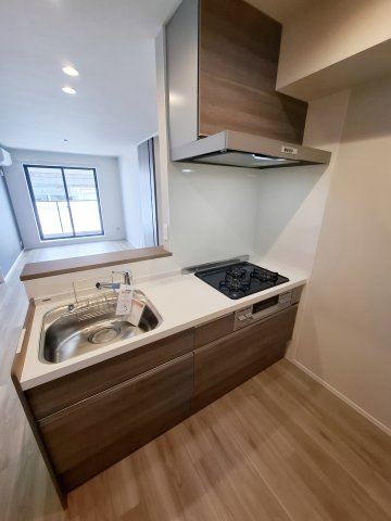 ホワイトガーデン西宮中島町のキッチン