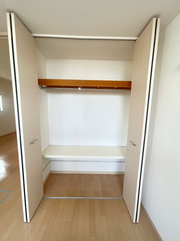 プレサンス三宮花時計前の収納