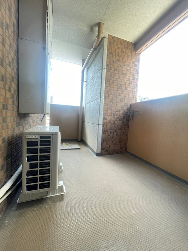 プレサンス三宮花時計前のバルコニー