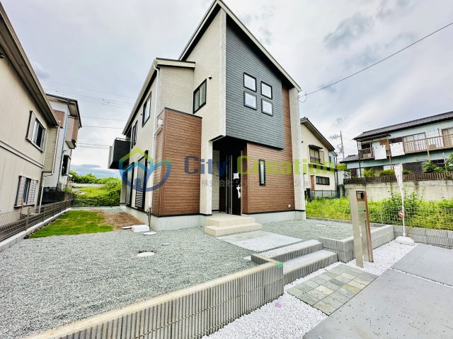 平塚市南原3丁目　新築戸建の外観