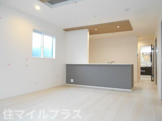 【居間・リビング】 | 郡山市安積荒井2丁目新築一戸建て2棟 | おしゃれな居間です