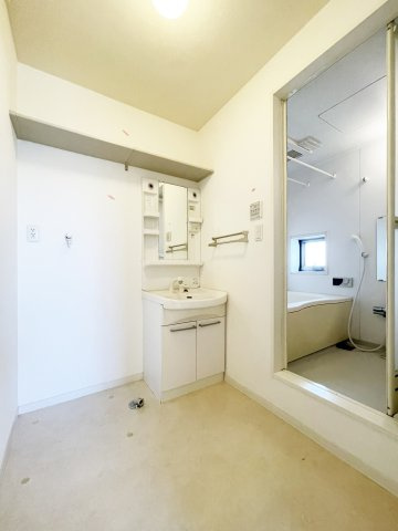 クラヴィエ沖洲　Ⅱ番館の洗面所