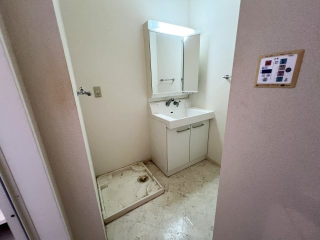 ブリッジ杉井流の洗面所