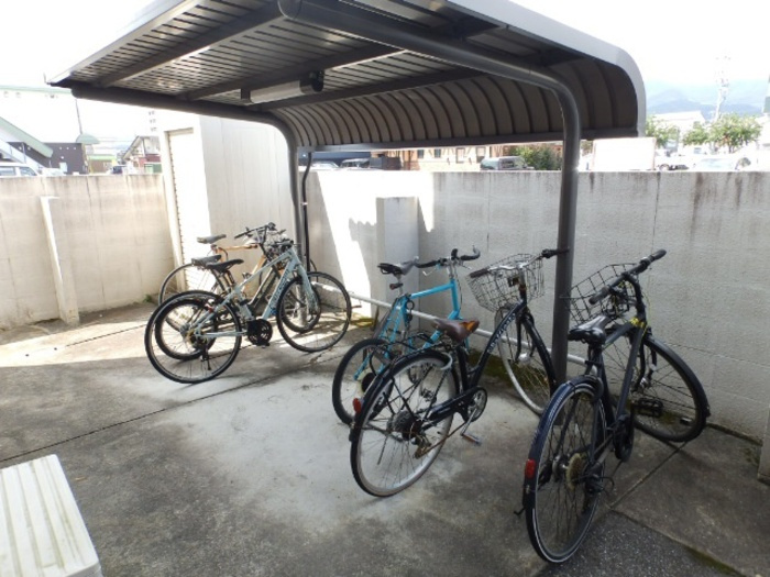 ブリッジ杉井流のその他共用部分|駐輪場