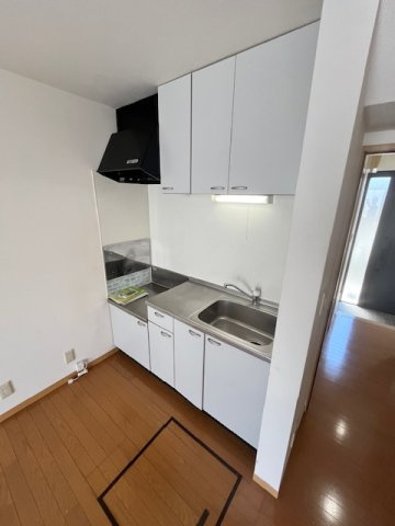 絹の道B棟のキッチン