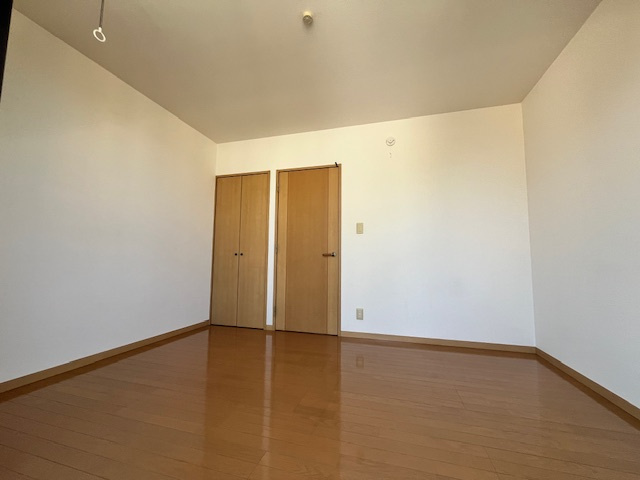 絹の道B棟のその他