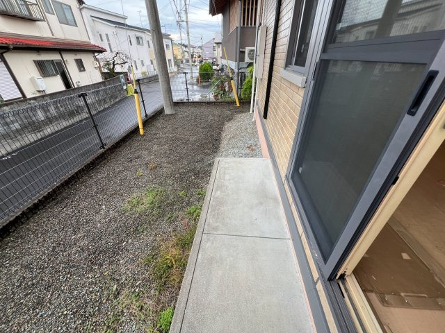 ローズコート南久万の駐車場