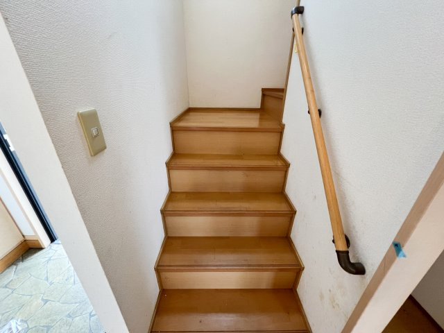 ローズコート南久万の内装