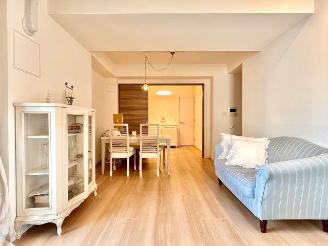 アトラスタワー本郷駅前の居間・リビング