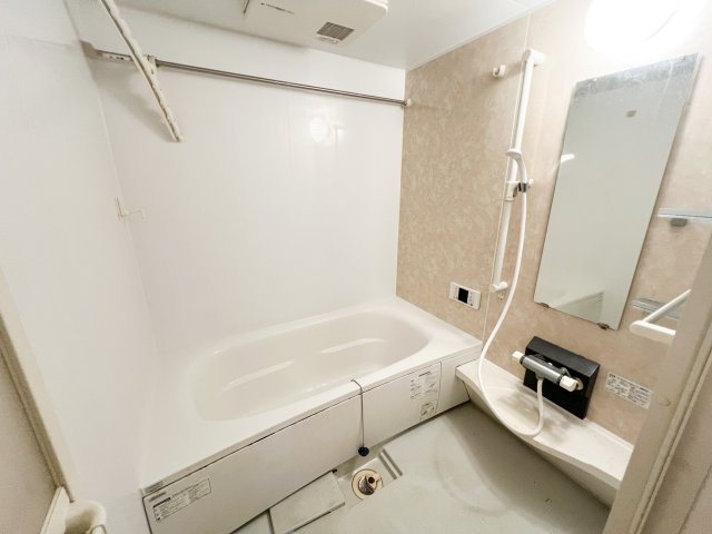 福井ガーデンハイツ A棟の浴室