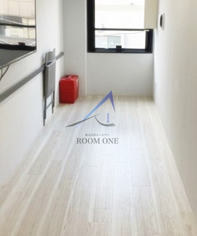 ＳａｋｕｒａＣｒｏｓｓＲｅｓｉｄｅｎｃｅの居間・リビング|洋室のお部屋です。