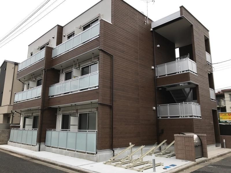 リブリ・ＨＩＲＡＳの外観