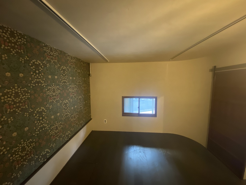 紫野下門前町貸家の洋室