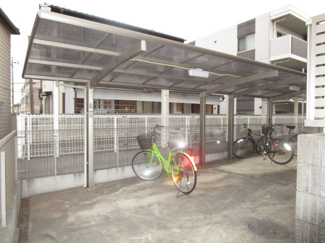 エスポワールメゾン・イクタの駐車場|★駐輪場★