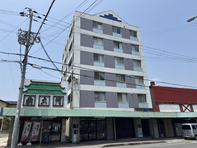 ロイヤルコーポ広畑の外観