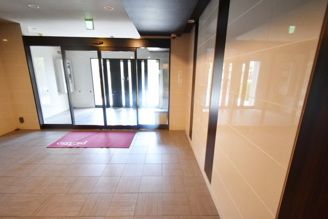 W.O.B西宮レジデンスのロビー