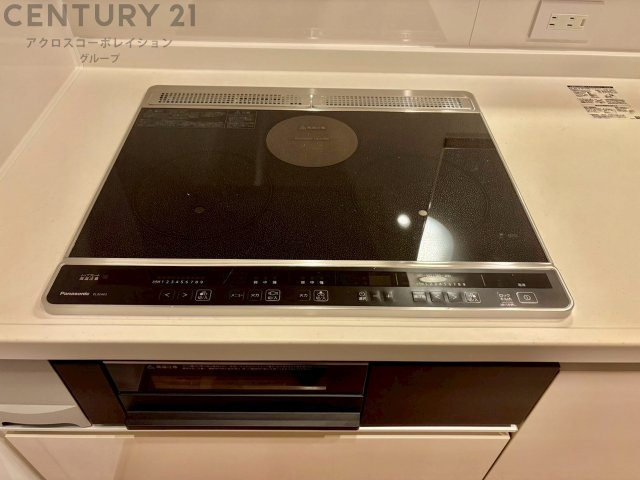 IHクッキングヒーターは高速で加熱し省エネで使いやすいく火を使わないため安全で、清掃も簡単です。調理制御がしやすく、食材を均等に加熱できます。