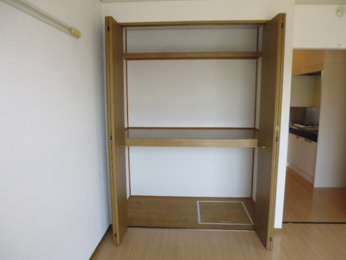 ロイヤルパーク蔵上の収納|収納スペース豊富です☆