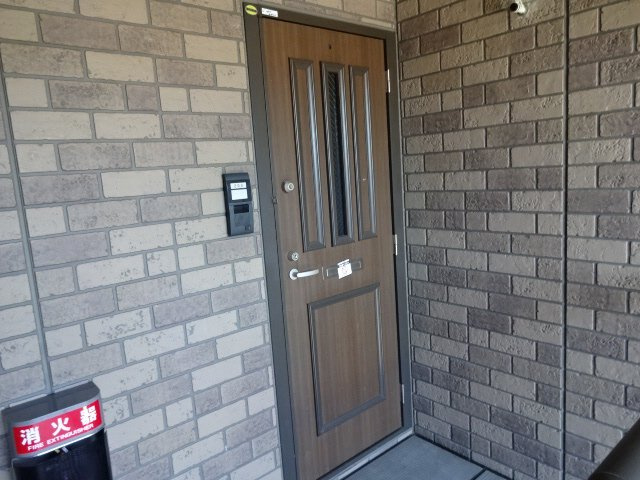 たつの市龍野町中村のハイツの玄関