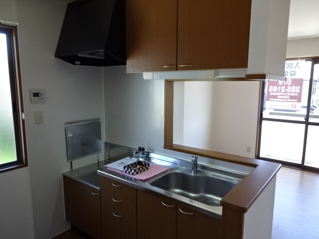 たつの市龍野町中村のハイツのキッチン