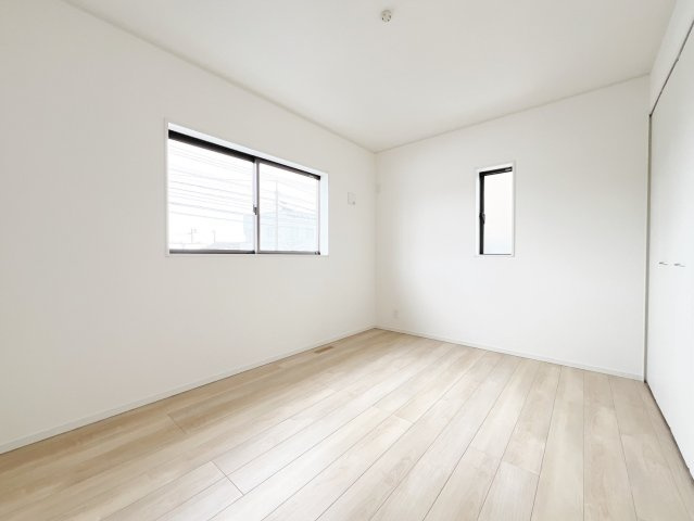 花巻市星が丘第6の洋室|洋室６帖