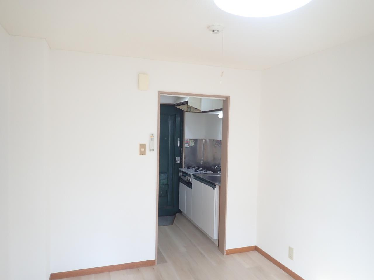 コーポオザワ新小岩の洋室