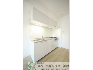 入江のキッチン|※お部屋により仕様が異なる可能性があります。