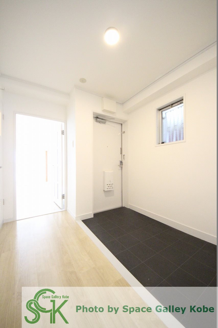 入江の玄関|※お部屋により仕様が異なる可能性があります。